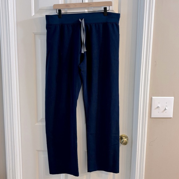 Figs Scrub Set - Picture 3 of 5